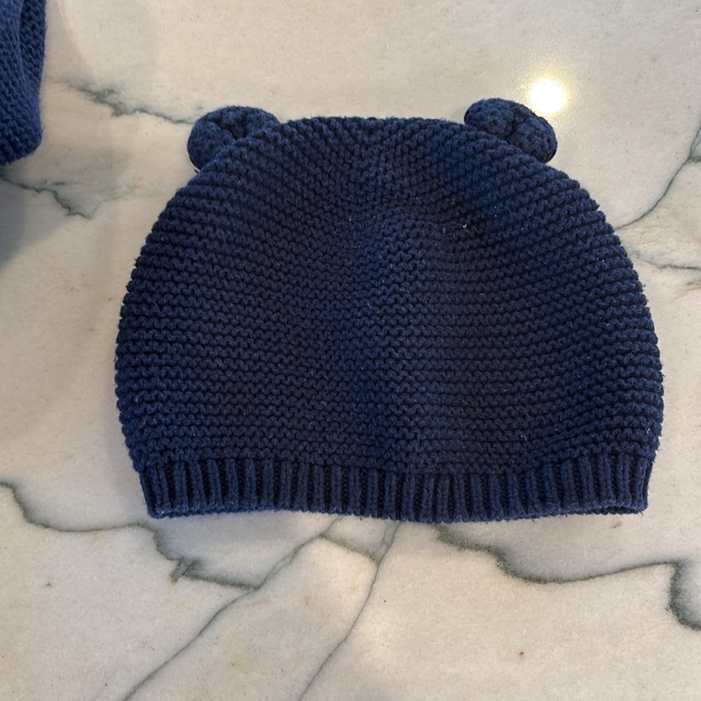 Baby Gap Navy Blue knit cardigan with bear ear hoodie & matching baby knit hat. - Picture 6 of 7
